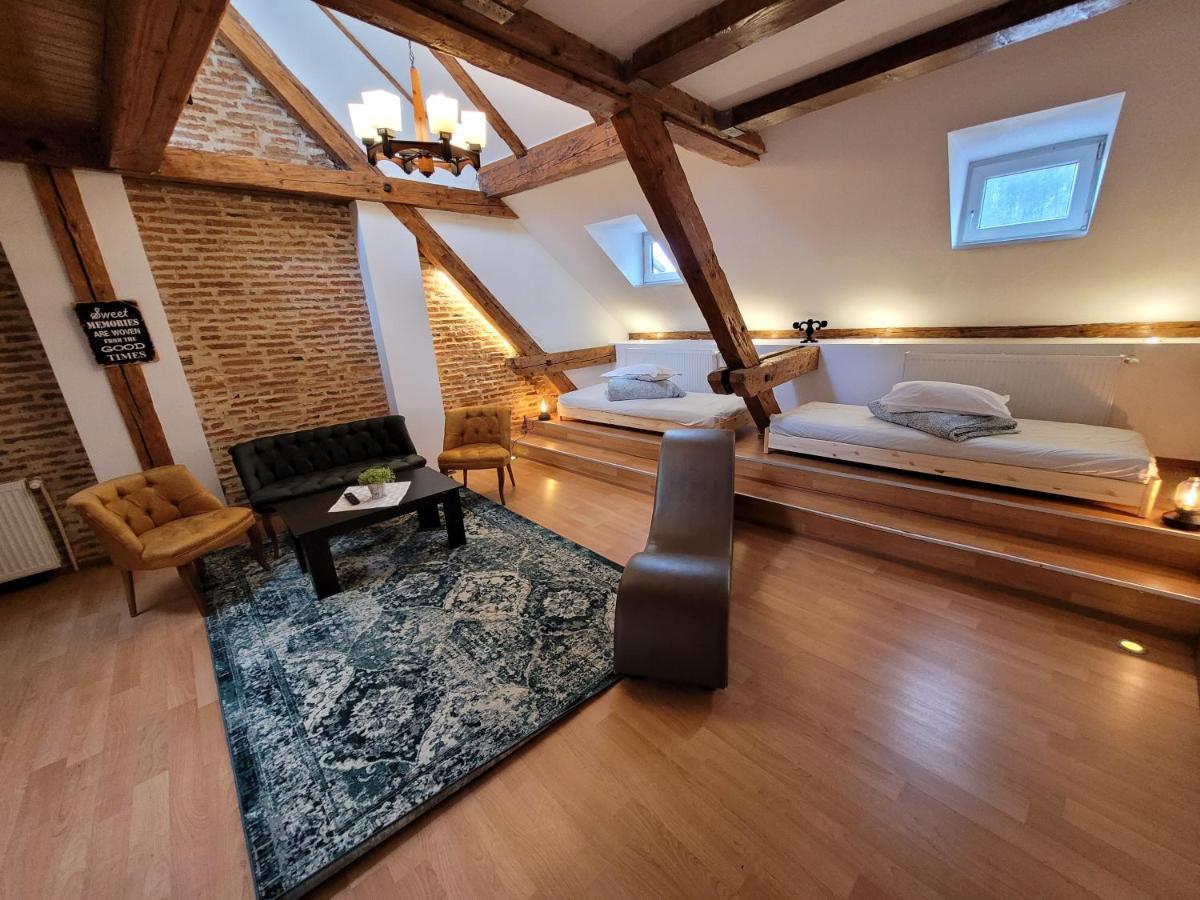 Main Square Apartments & More Brasov Exterior photo