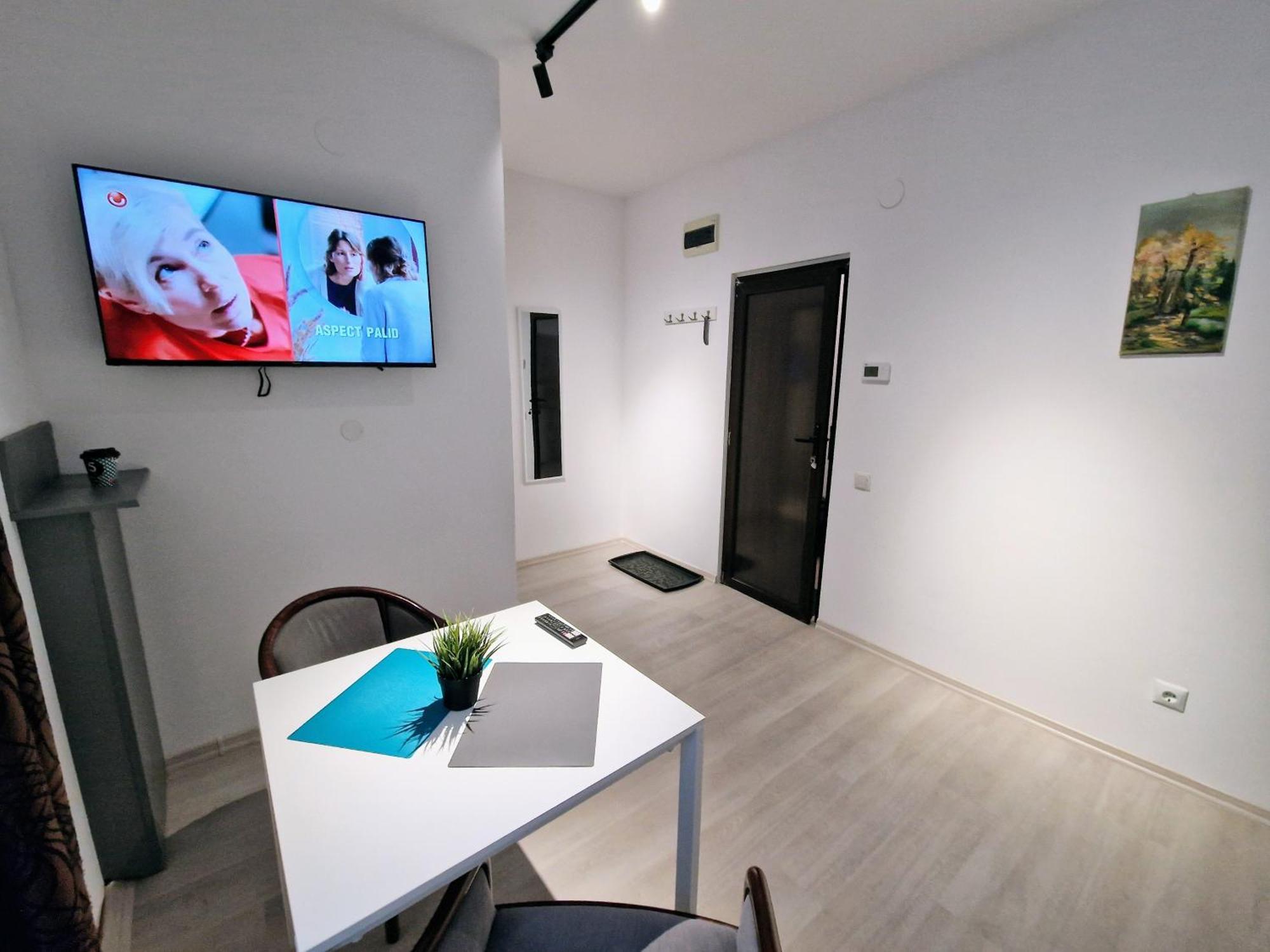 Main Square Apartments & More Brasov Exterior photo